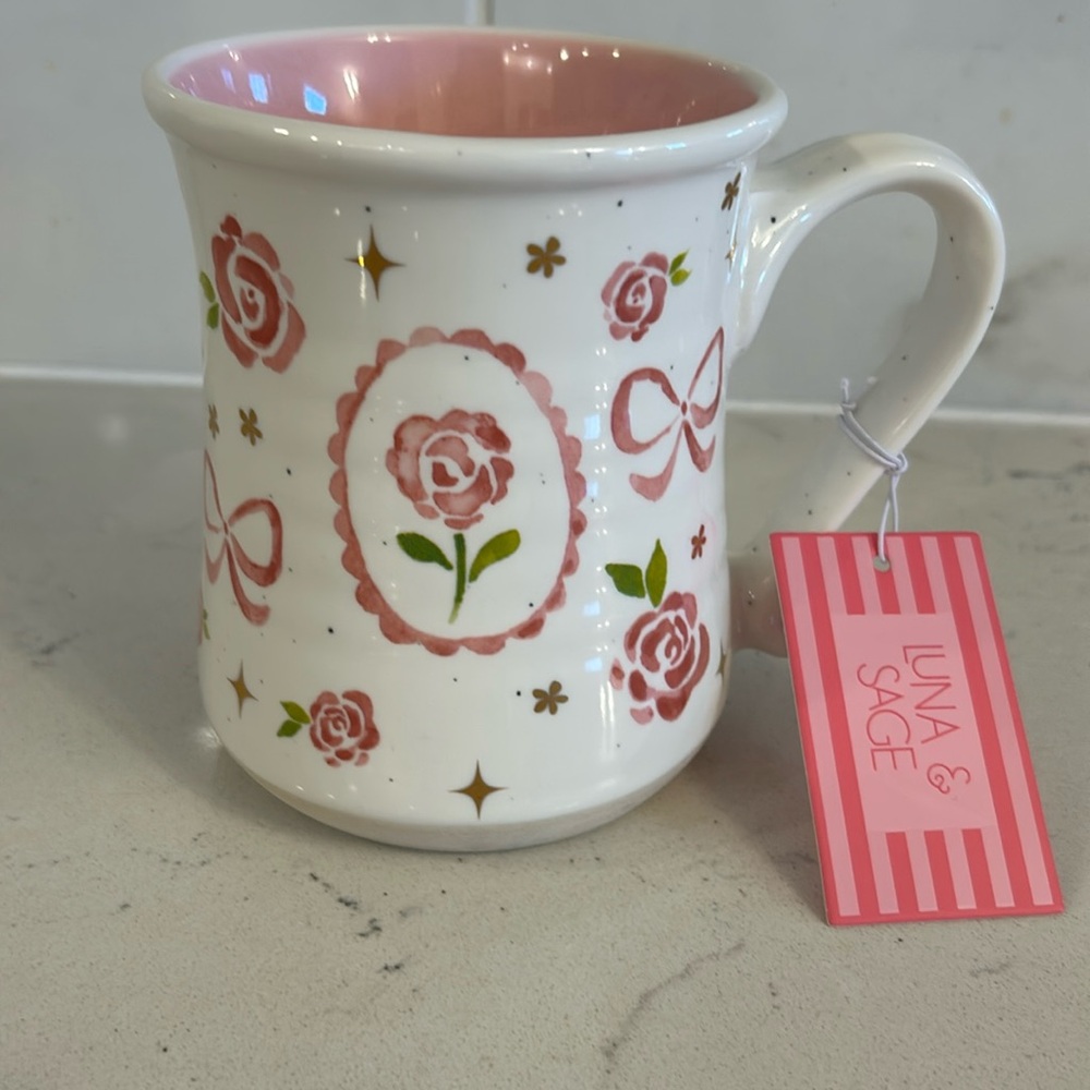 BOWS and ROSES mug!!  Cutest design !! Whimsical coquette !! Coffee MUG